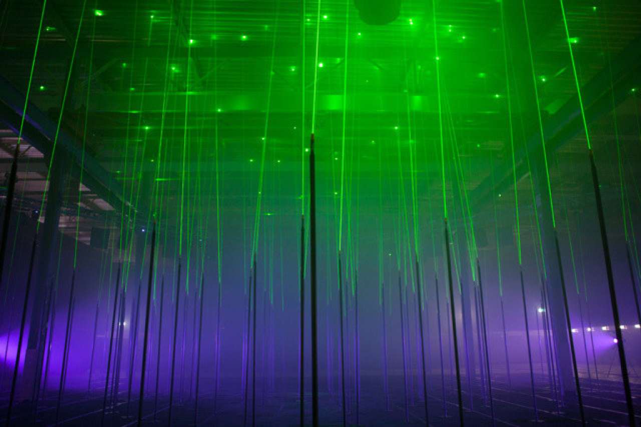 Музикальний лазерний ліс