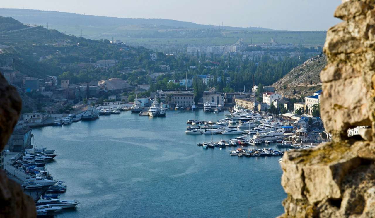 8 мальовничих місць Криму