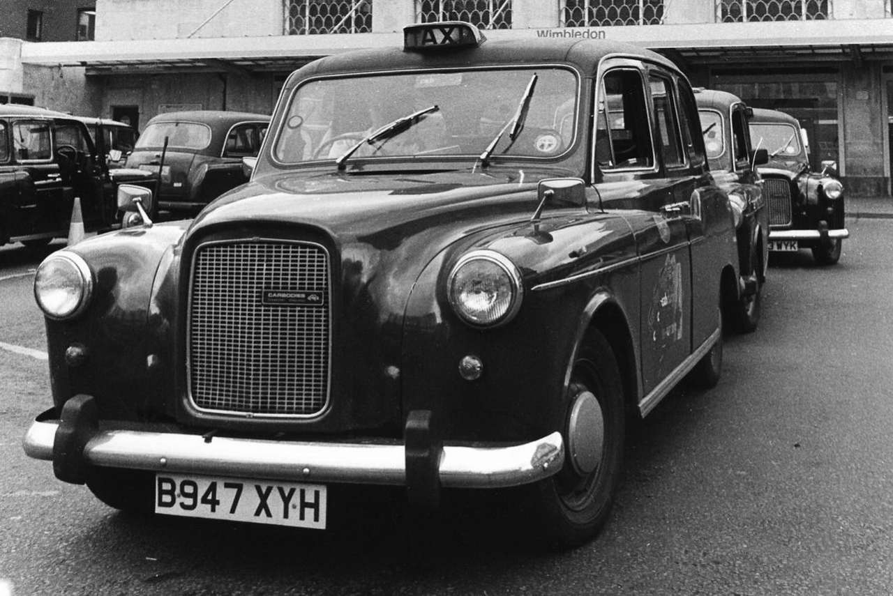 15 поколінь лондонського таксі