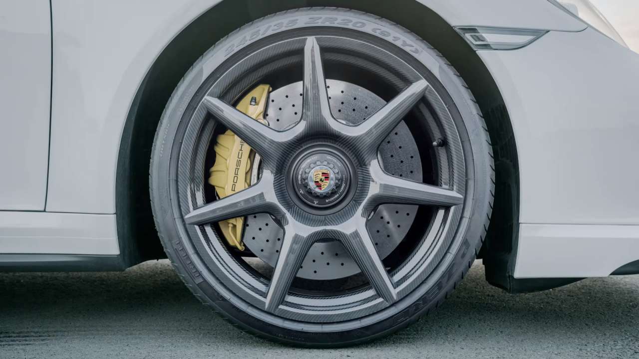 Porsche презентували плетені диски